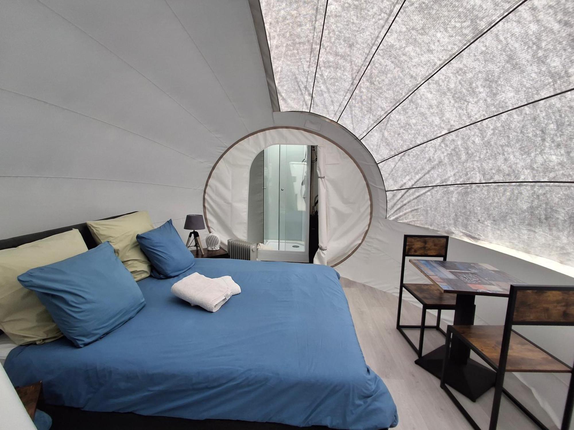 Hotel La Bubble La Salvetat-Peyrales Esterno foto